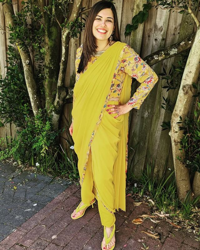 Chhavvi Aggarwal Yellow saree pant set available to rent